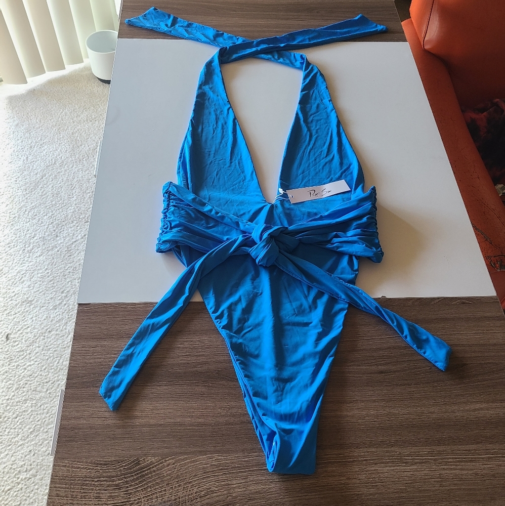 NWT Riot Swim Milli One Piece XL in Water